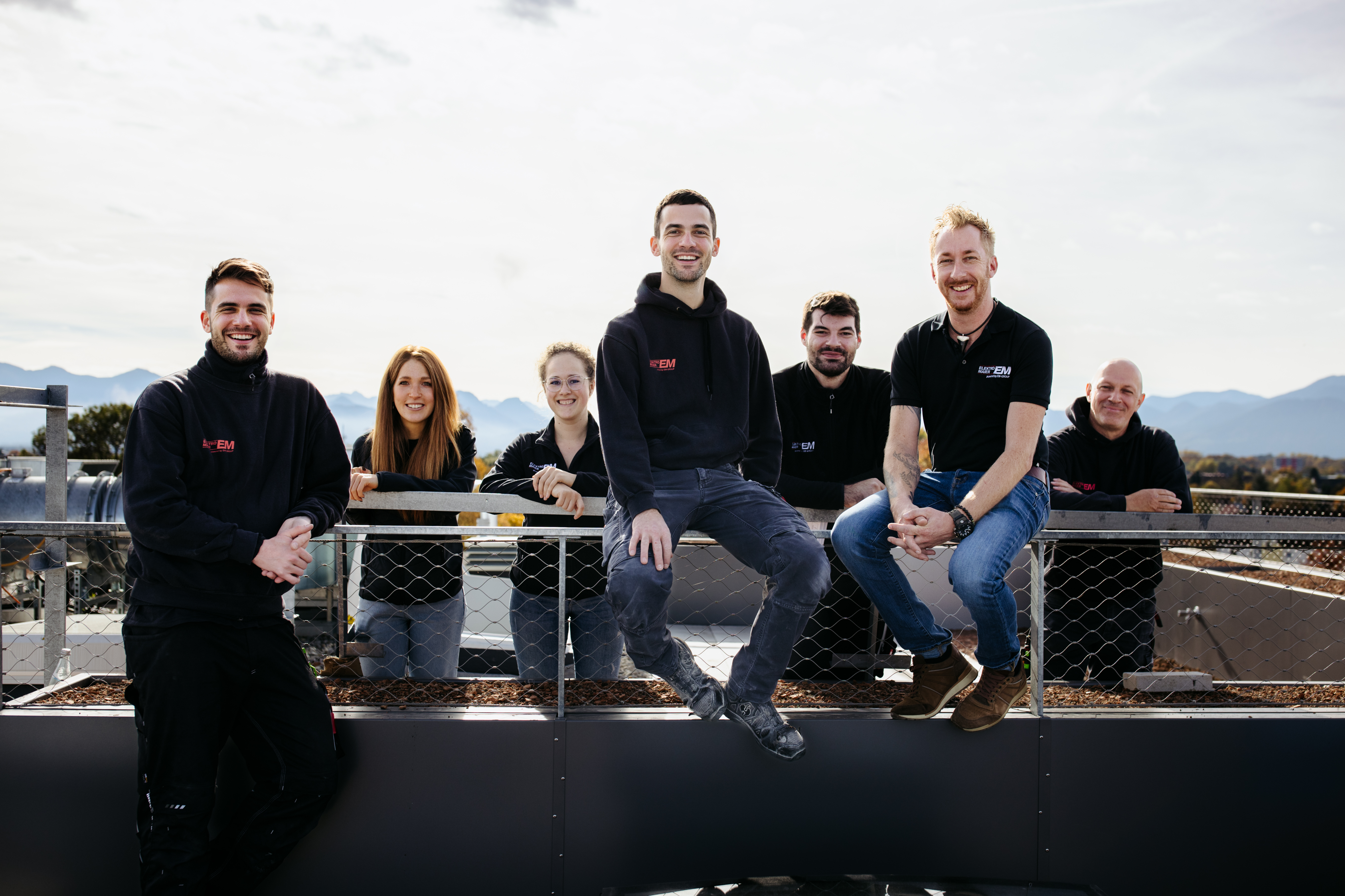 DEIN TEAM Retusche