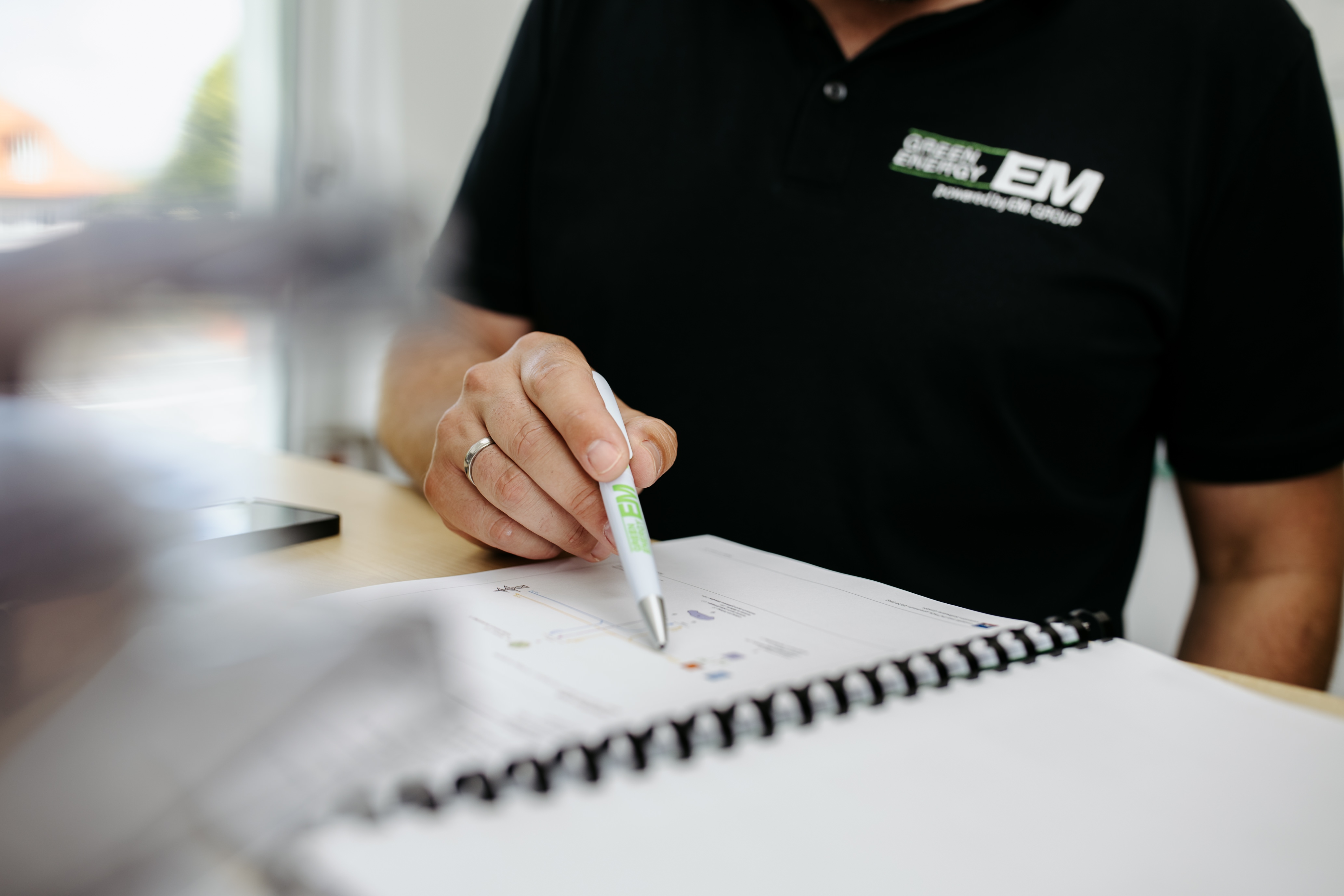 Bauleiter für zukunftsorientierte Techniken mit Schwerpunkt E-Ladetechnik und PV Anlagen (m/w/d)